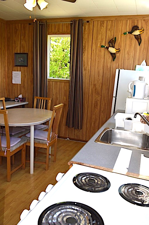 Cottage Rental, Doran Bay Resort, Iroquois,Ontario,Canada Cottage 1